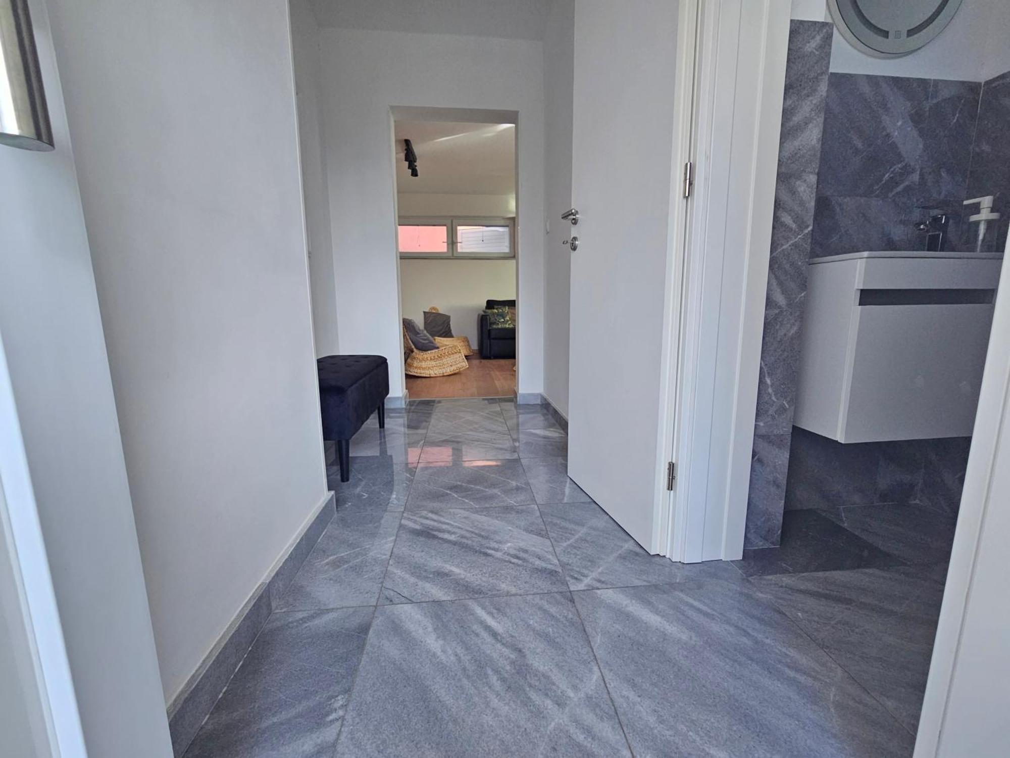 Vila Regina Apartment Rex With Swimming Pool Jezera Exteriör bild
